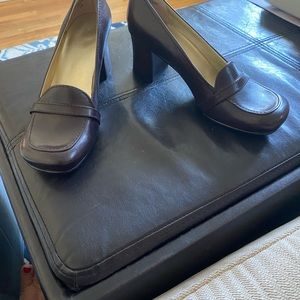 Nine West Leather Upper Dress shoes